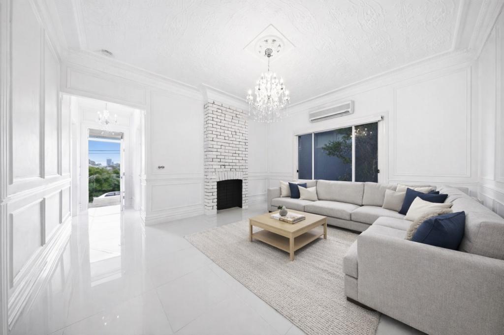 142 Tennyson Rd, Tennyson Point, NSW 2111