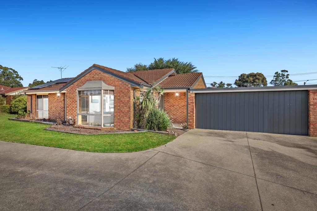 17/1 YOUNG ST, SEAFORD, VIC 3198