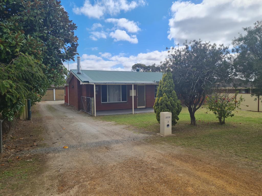 3 Broughton St, Orana, WA 6330
