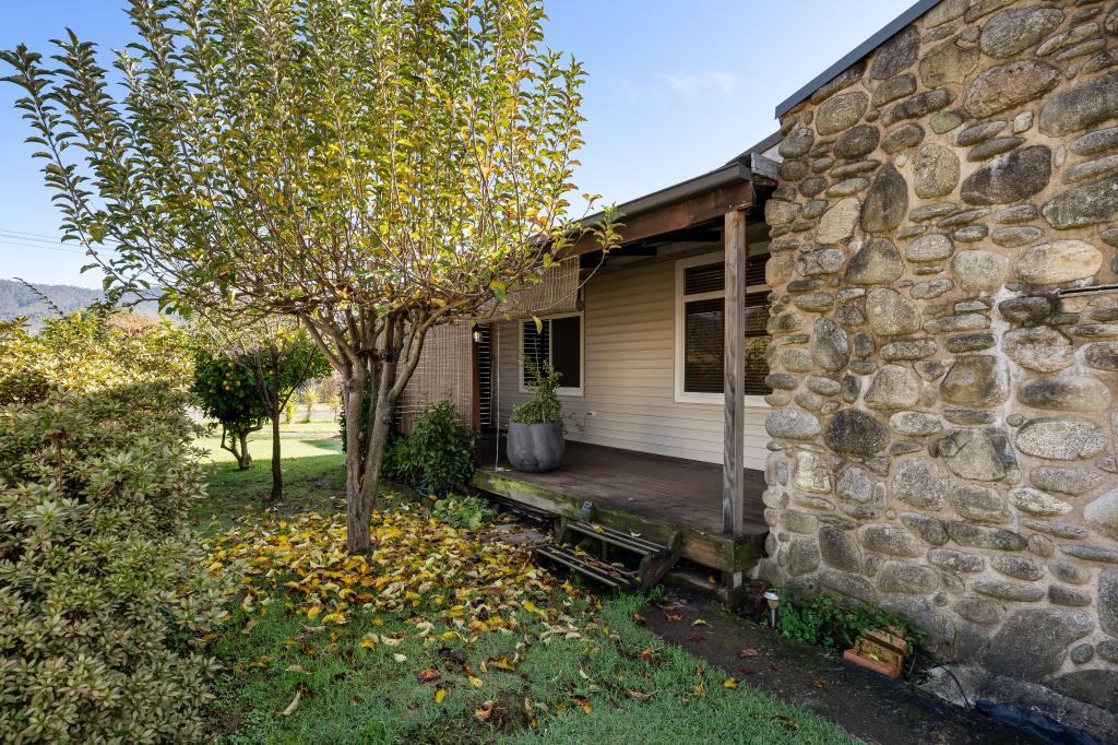8 Wallace St, Mount Beauty, VIC 3699