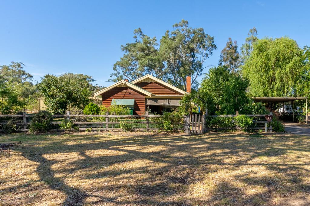 40 Lydiards Rd, Euroa, VIC 3666