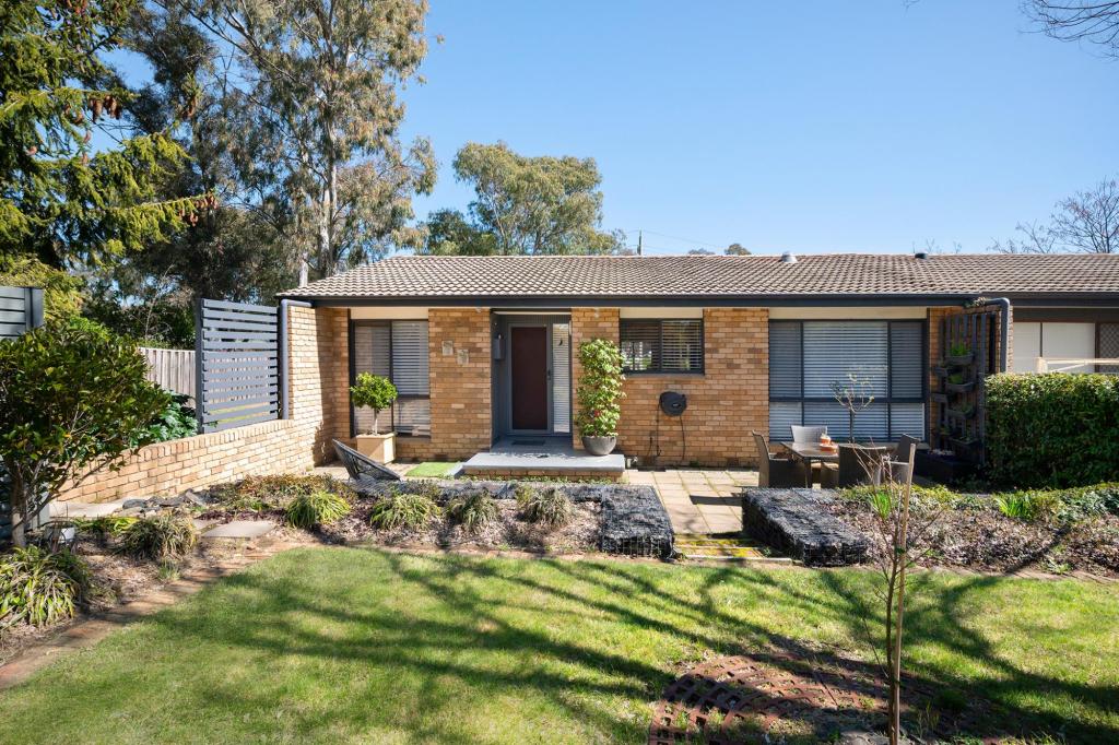10 Lyttleton Cres, Cook, ACT 2614