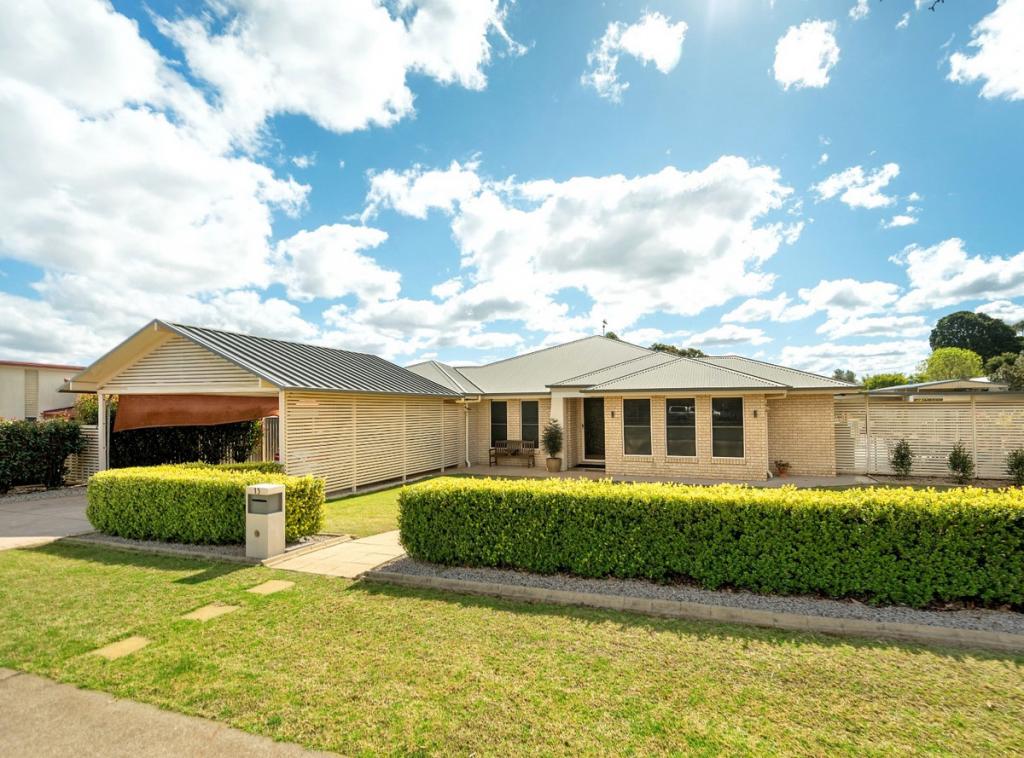 13 Mitchell Rd, Highfields, QLD 4352