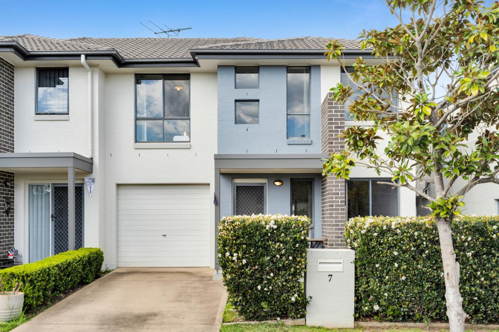 7 Maran St, Spring Farm, NSW 2570