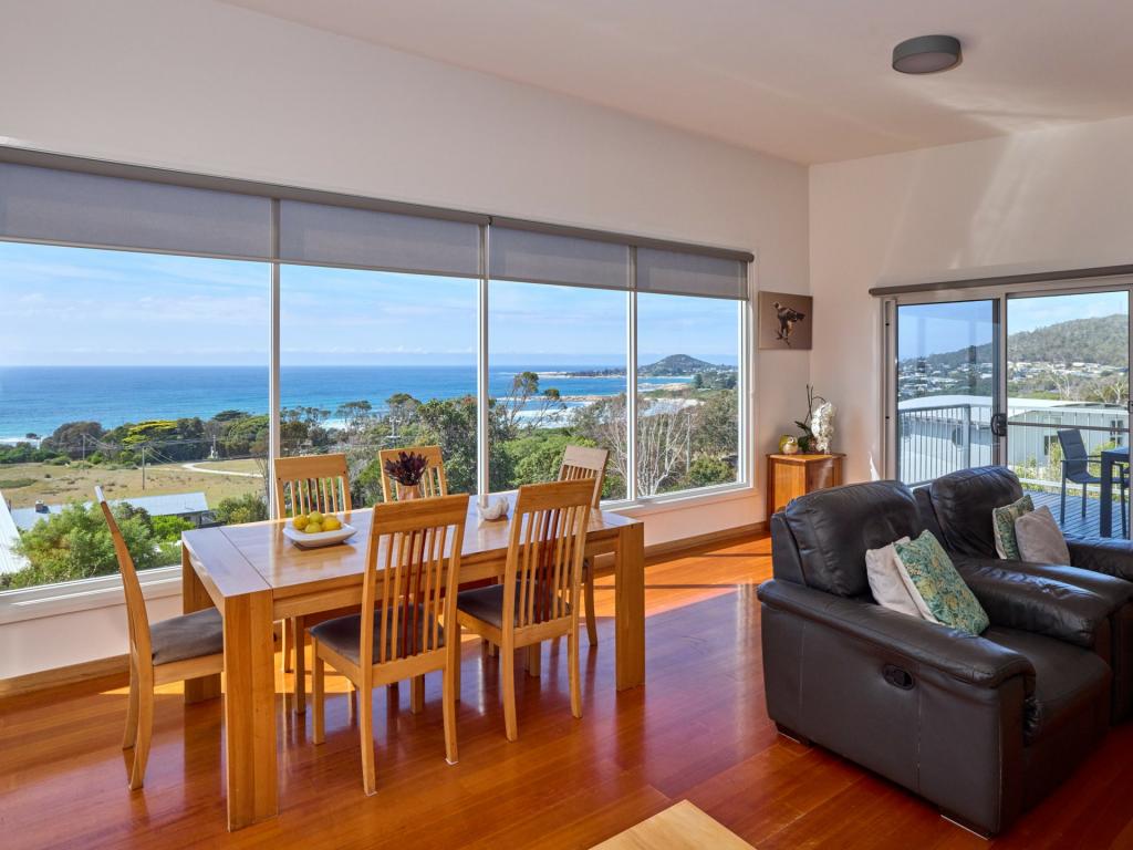 152 Tasman Hwy, Bicheno, TAS 7215