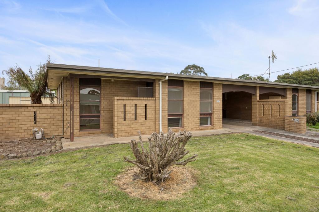 2/11 Mckenzie St, Cobden, VIC 3266