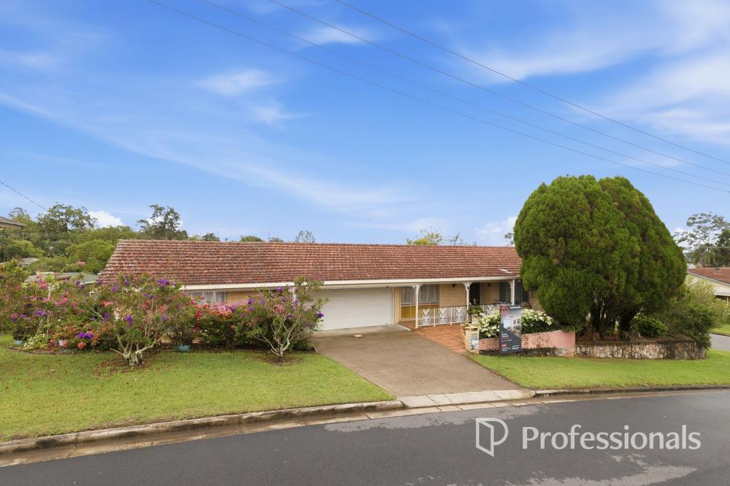 2 Eurobin Cres, Arana Hills, QLD 4054