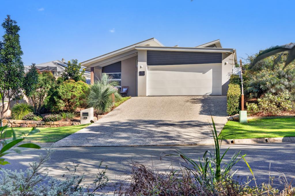 11 Fontebasso Cct, Redland Bay, QLD 4165