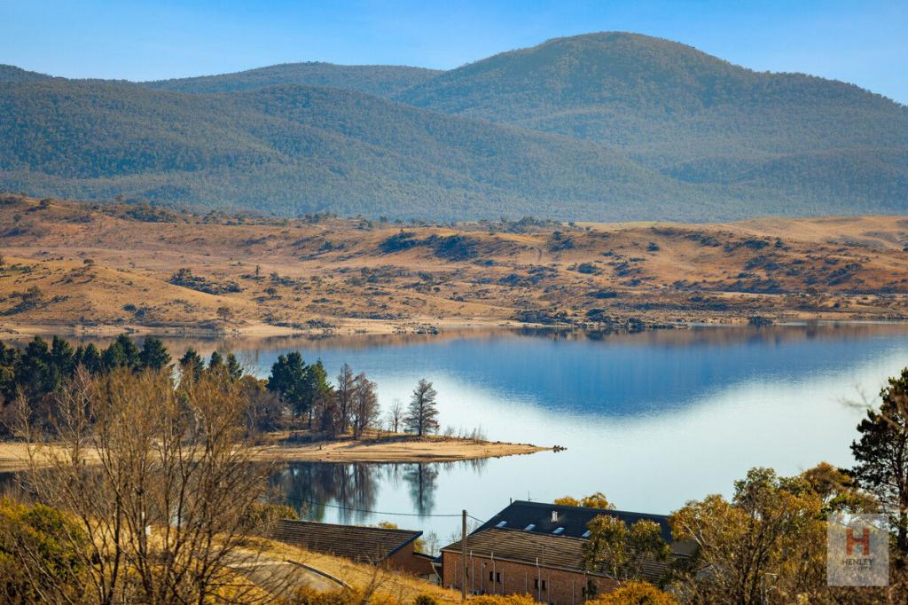 17 Candlebark Cct, Jindabyne, NSW 2627