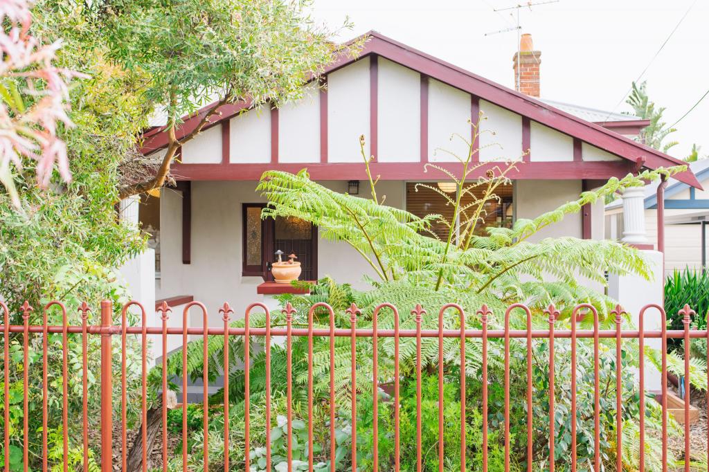 15 Harvey St, Ethelton, SA 5015