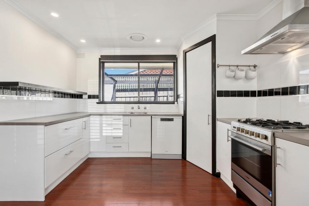 3/2 Fassifern Ct, Hamlyn Heights, VIC 3215