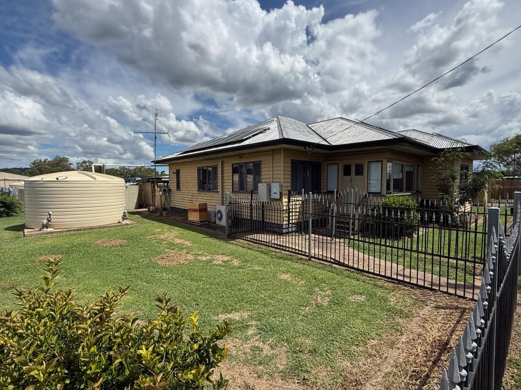 52 Vaux St, Laidley, QLD 4341