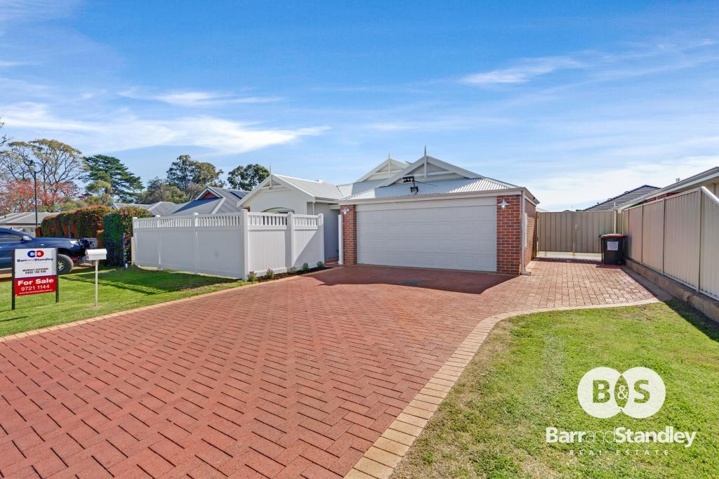 2b Wilson St, Carey Park, WA 6230