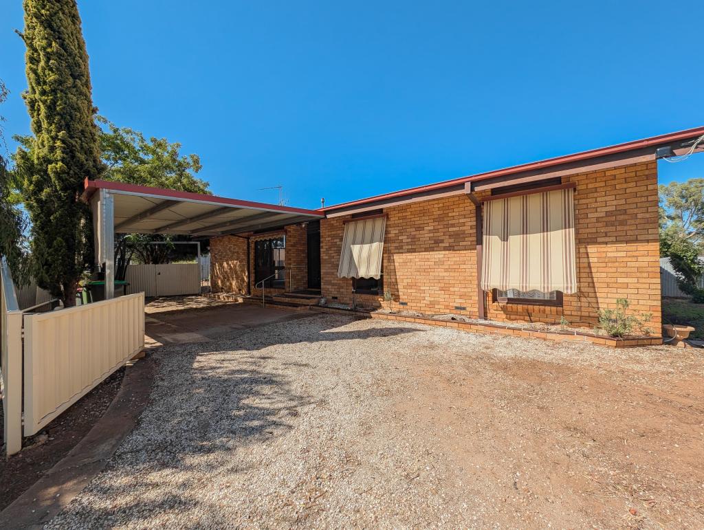 3A PYRAMID CRES, KERANG, VIC 3579