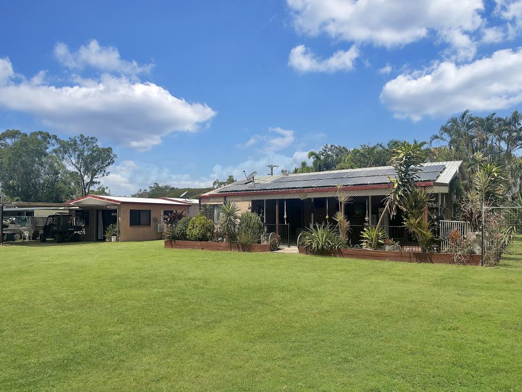 10 Heferen Cres, Black River, QLD 4818