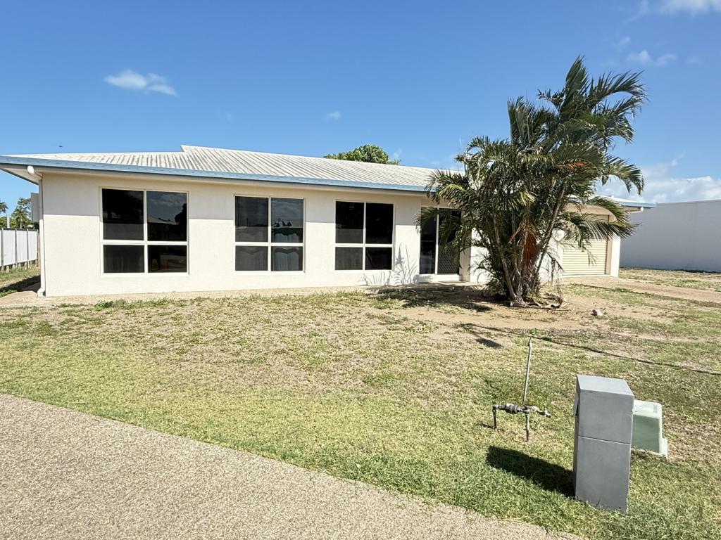 23 Hillview Pl, Bowen, QLD 4805