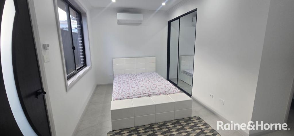 12a Burke St, Oran Park, NSW 2570