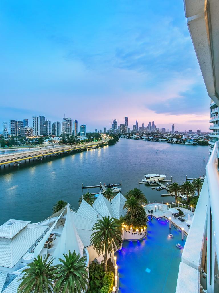 C13-4/75 Brighton Pde, Southport, QLD 4215