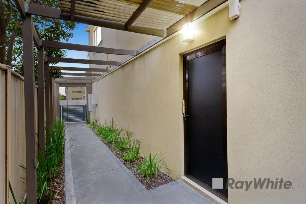 2/104 Herbert St, Dandenong, VIC 3175