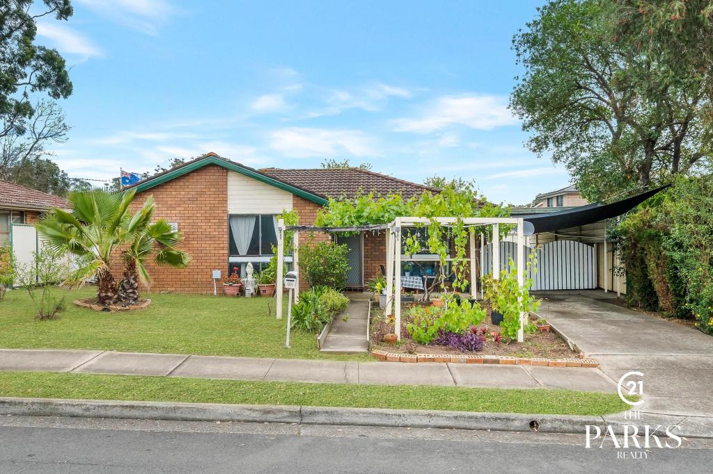 68 Mulligan St, Bossley Park, NSW 2176