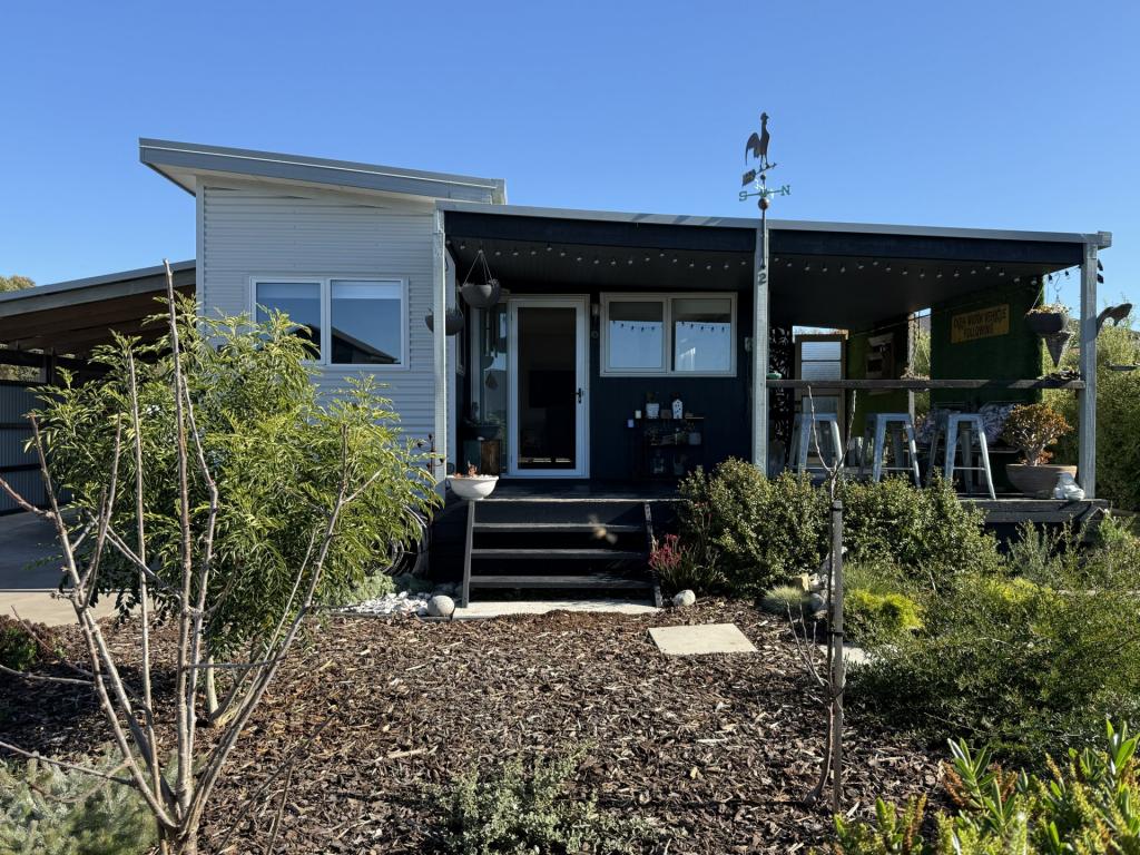 2 Albatross Gr, Scamander, TAS 7215