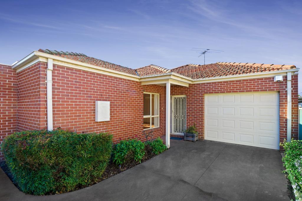 2/30 Mitchell Ave, Altona North, VIC 3025