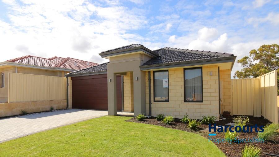 16 Birch Rd, Aubin Grove, WA 6164