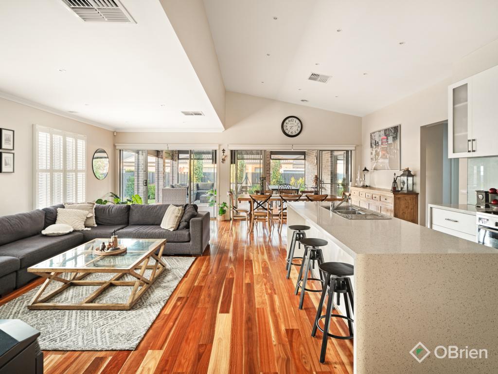 14 Dalray St, Sandhurst, VIC 3977