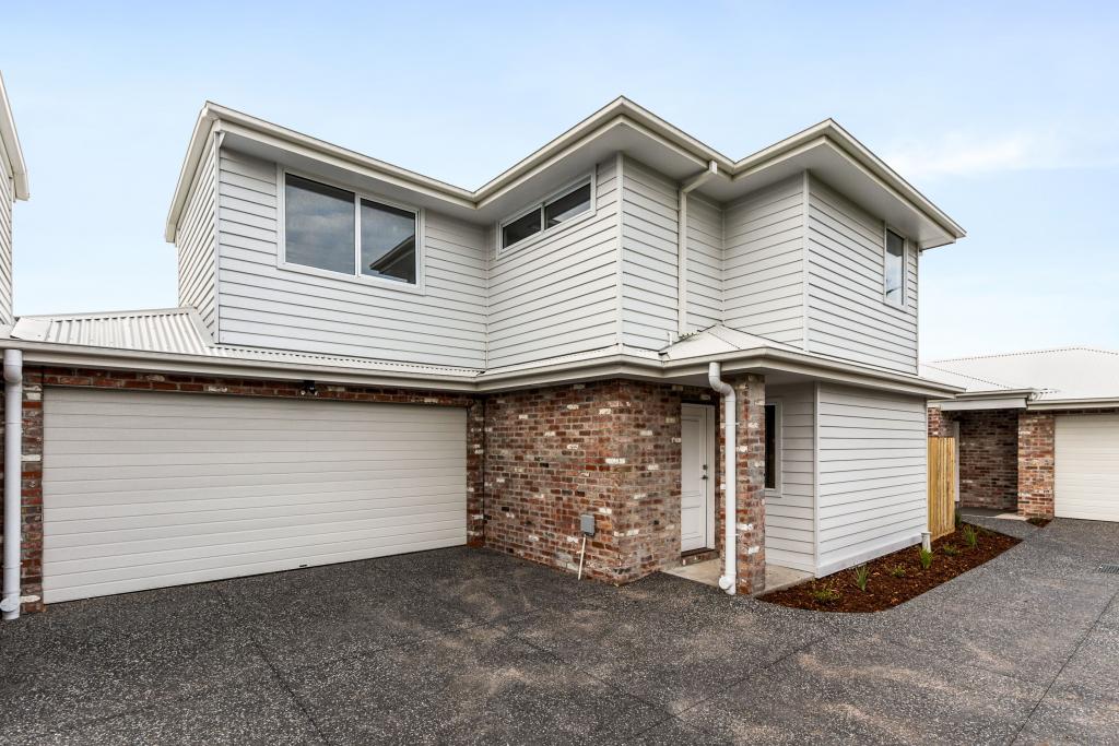 2/66 MAIDSTONE ST, ALTONA, VIC 3018