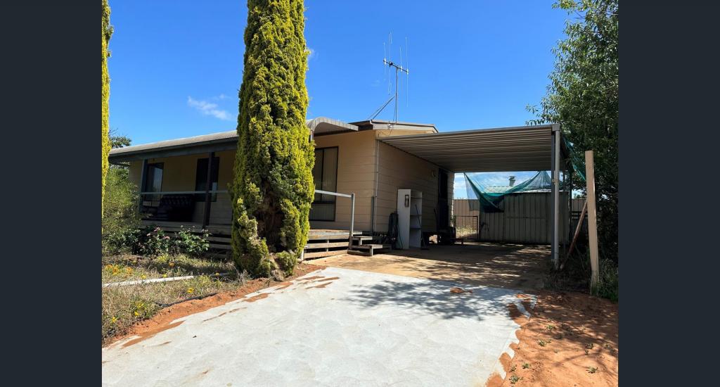 3 Quinton Rd, Monash, SA 5342