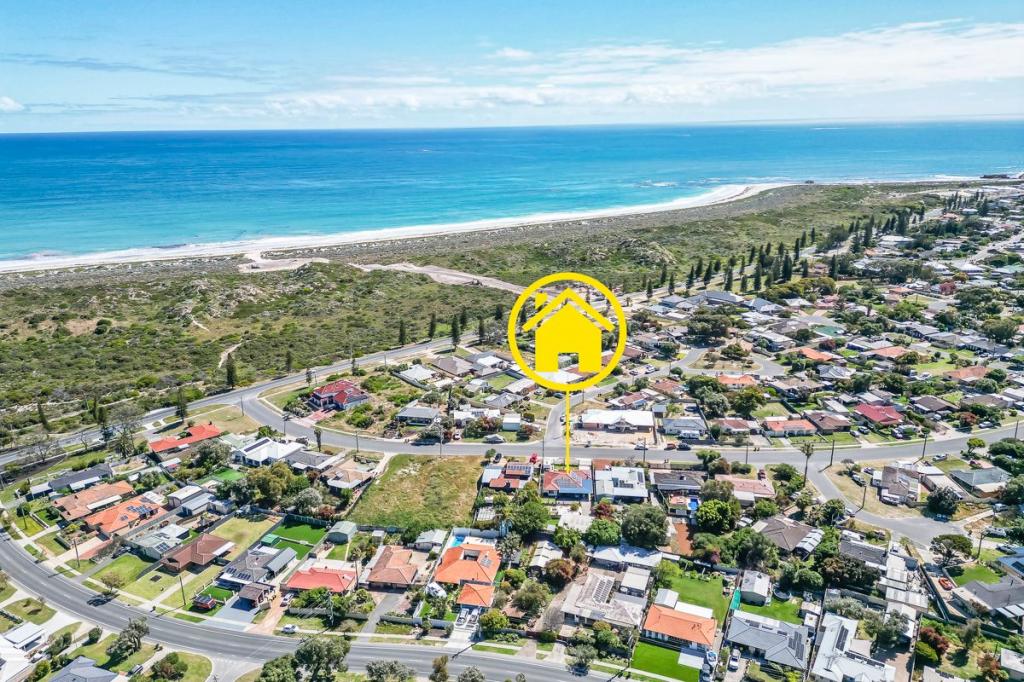 18 Whitfield Dr, Two Rocks, WA 6037