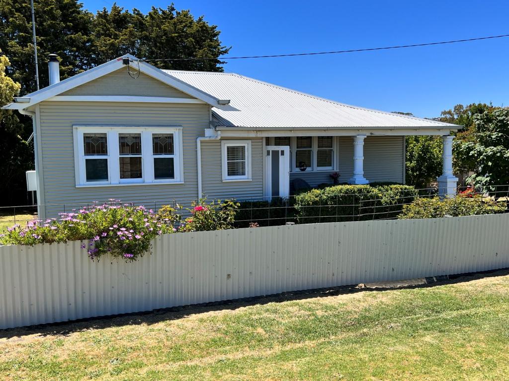 42 Louth Swamp Rd, Byaduk, VIC 3301