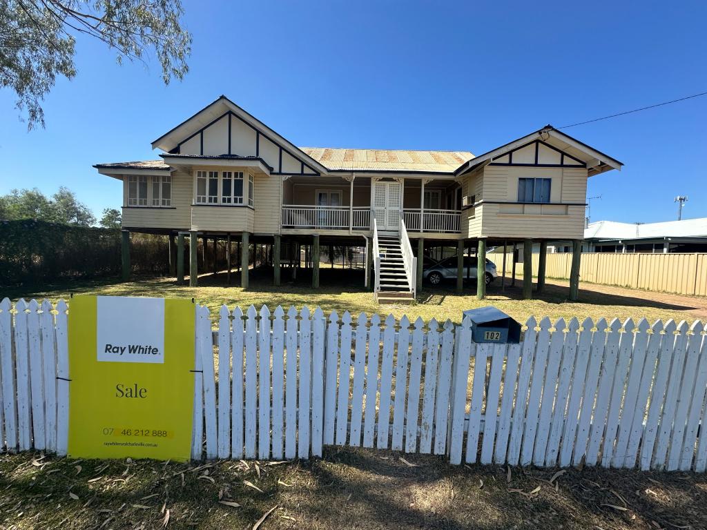 102 Parry St, Charleville, QLD 4470