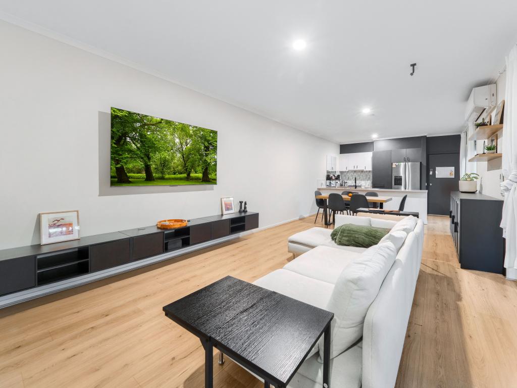 86 Sabel Dr, Cranbourne North, VIC 3977