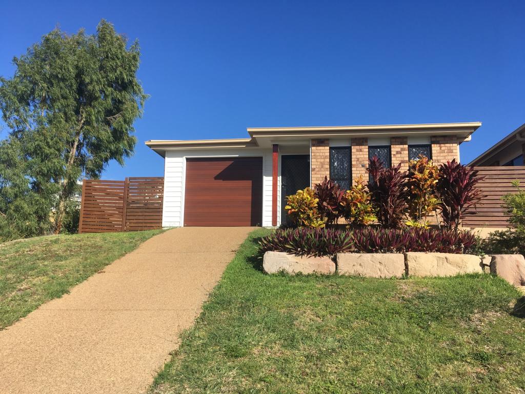 2/98 Bottlebrush Dr, Lammermoor, QLD 4703