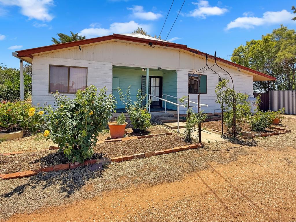 114 Cassia Rd, Leeton, NSW 2705