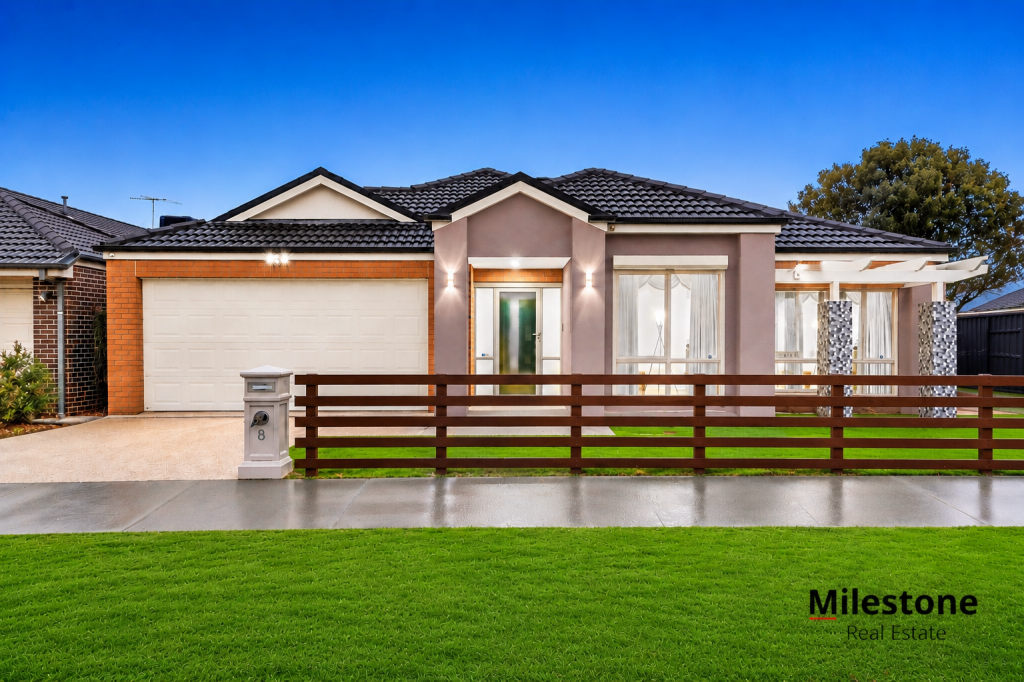 8 Tobin Way, Lyndhurst, VIC 3975