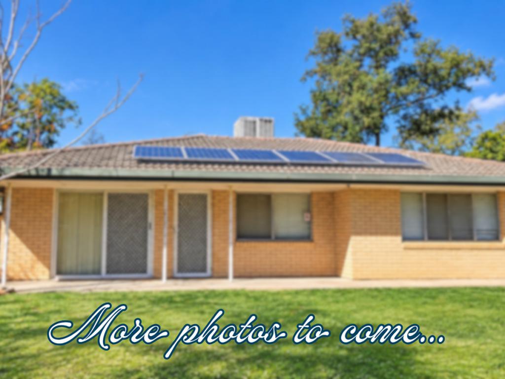 4 Lorna Rae Ave, Moree, NSW 2400