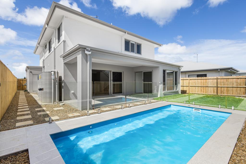 7 BOAB CCT, NIRIMBA, QLD 4551