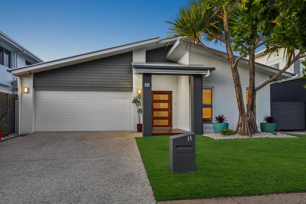 11 BREAKERS PL, MOUNT COOLUM, QLD 4573