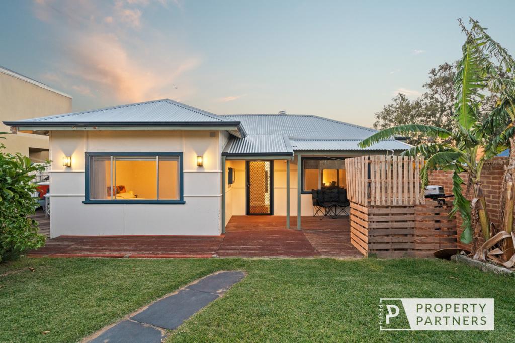 115A DUKE ST, SCARBOROUGH, WA 6019