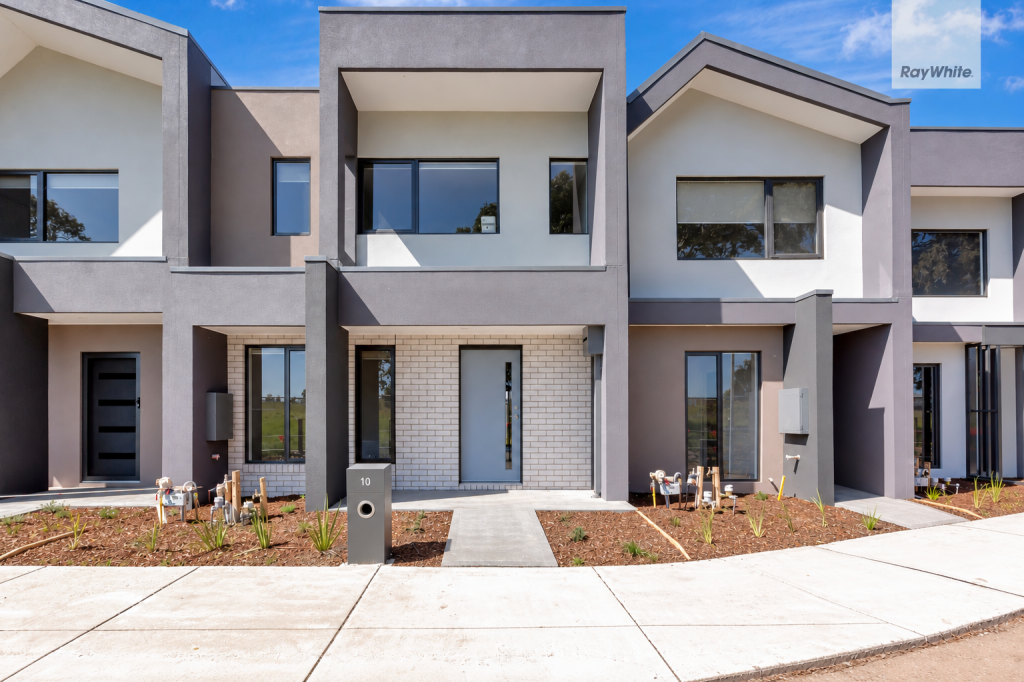 10 Swifter Walk, Wollert, VIC 3750