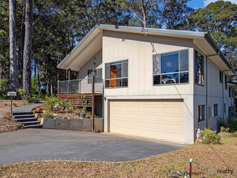 6 Gem Cres, Narooma, NSW 2546