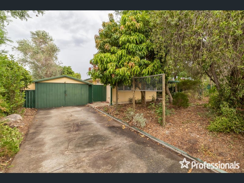 8 Dural Way, Armadale, WA 6112