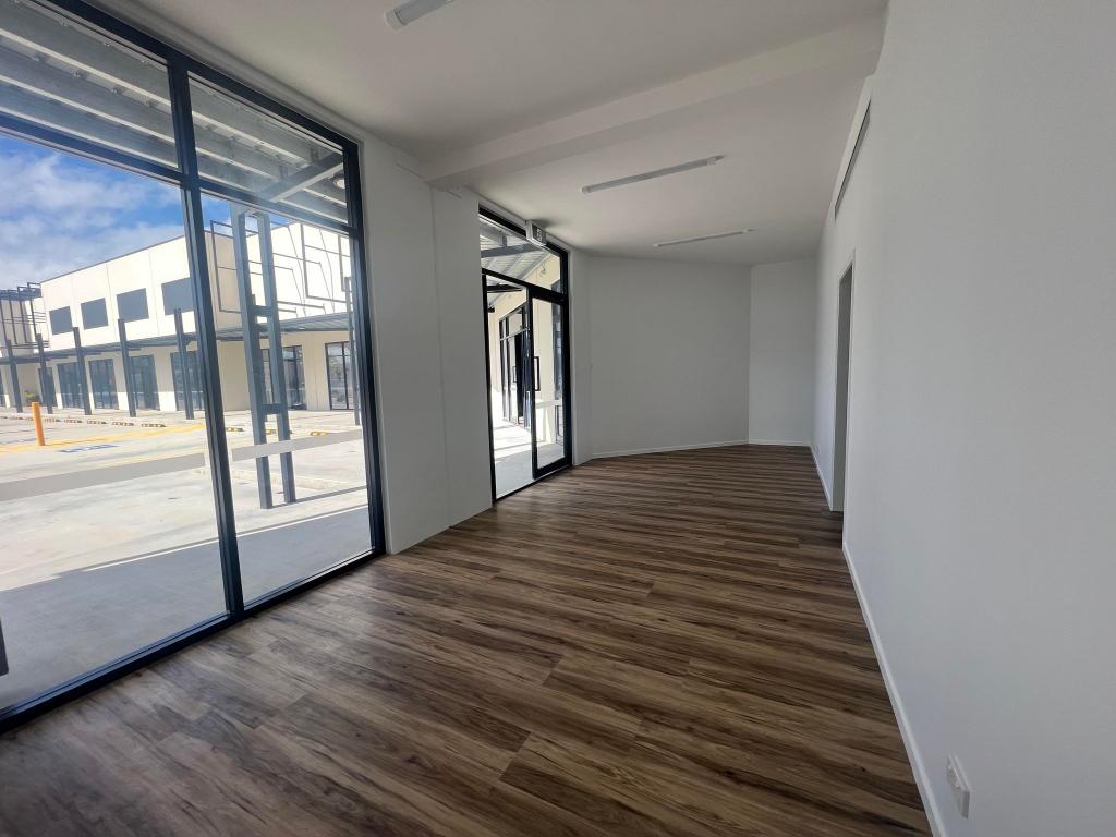 2/1 Carlo Dr, Cannonvale, QLD 4802