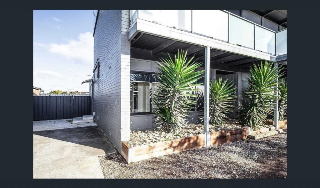 1/12 Market Rd, Werribee, VIC 3030
