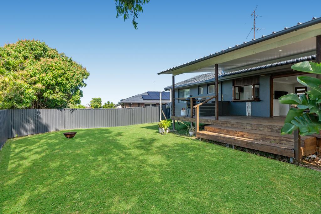 40 Summit Dr, Banora Point, NSW 2486
