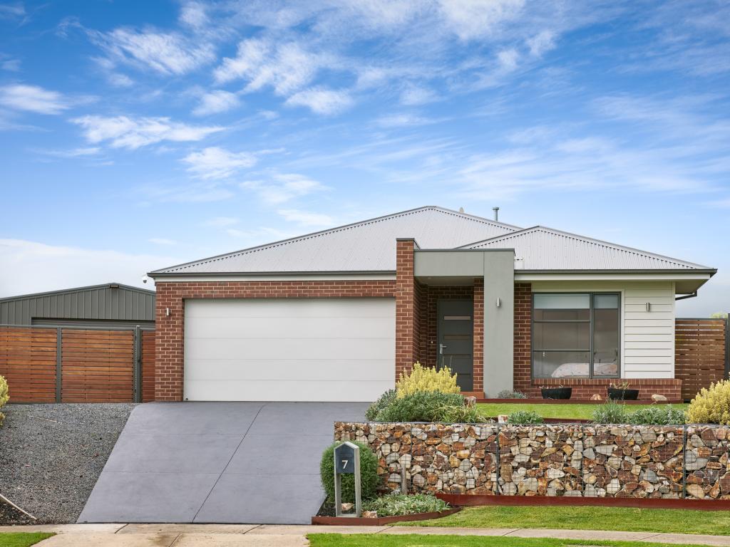 7 Wattle Ct, Yarragon, VIC 3823