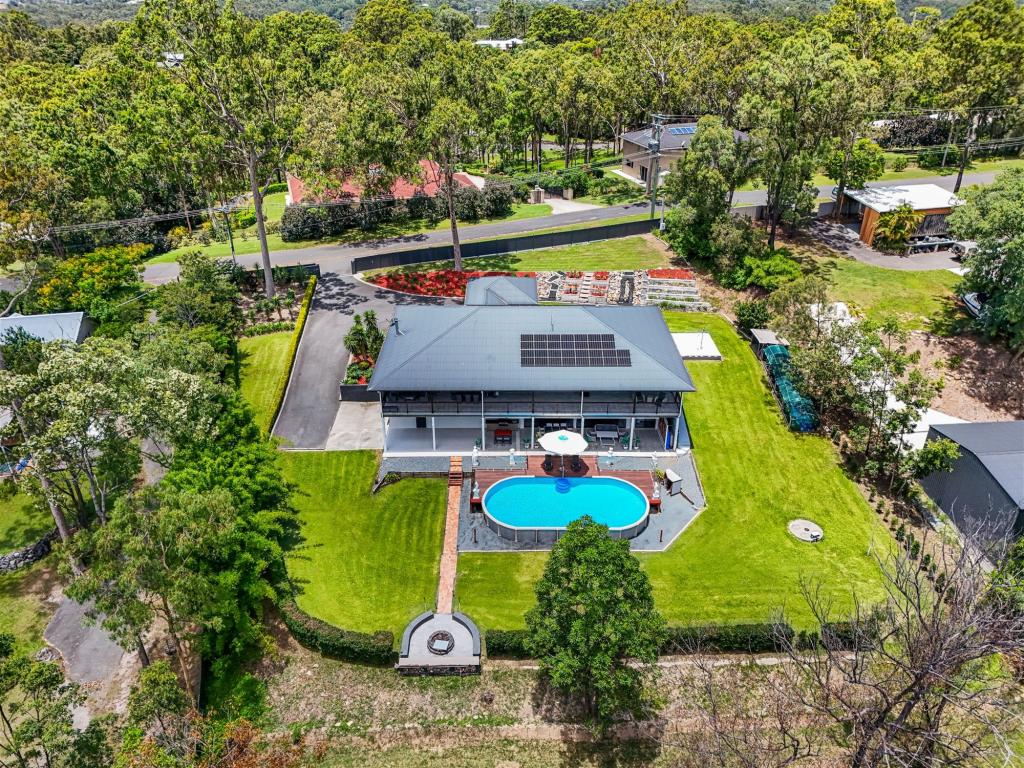 4 Narrabri Ct, Gaven, QLD 4211