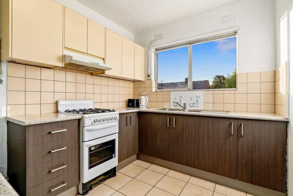 2/1927-1929 Dandenong Rd, Clayton, VIC 3168